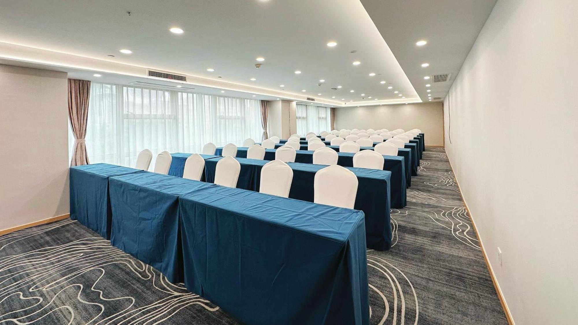 Holiday Inn Express Qingdao City Center By Ihg Eksteriør bilde