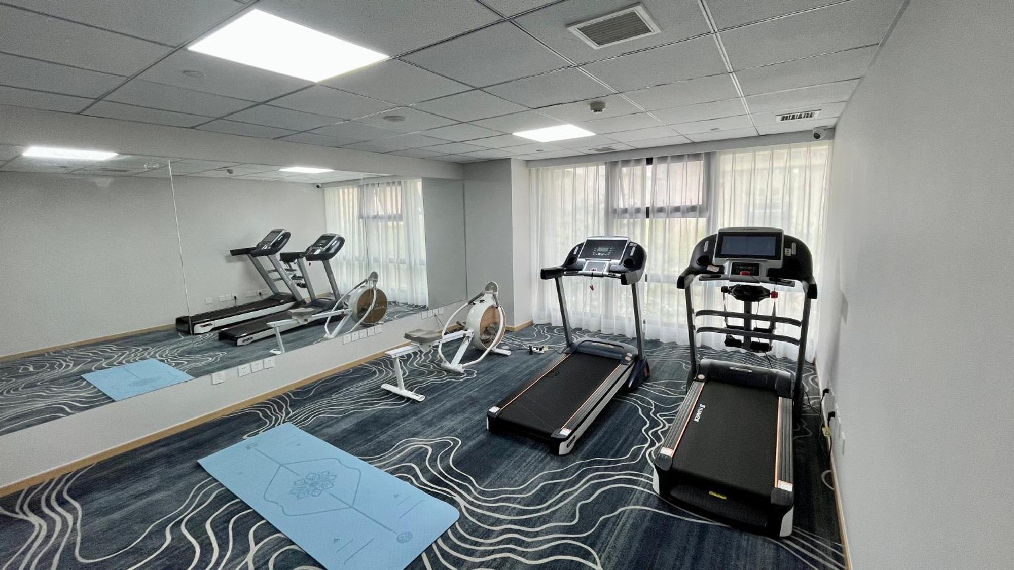 Holiday Inn Express Qingdao City Center By Ihg Eksteriør bilde